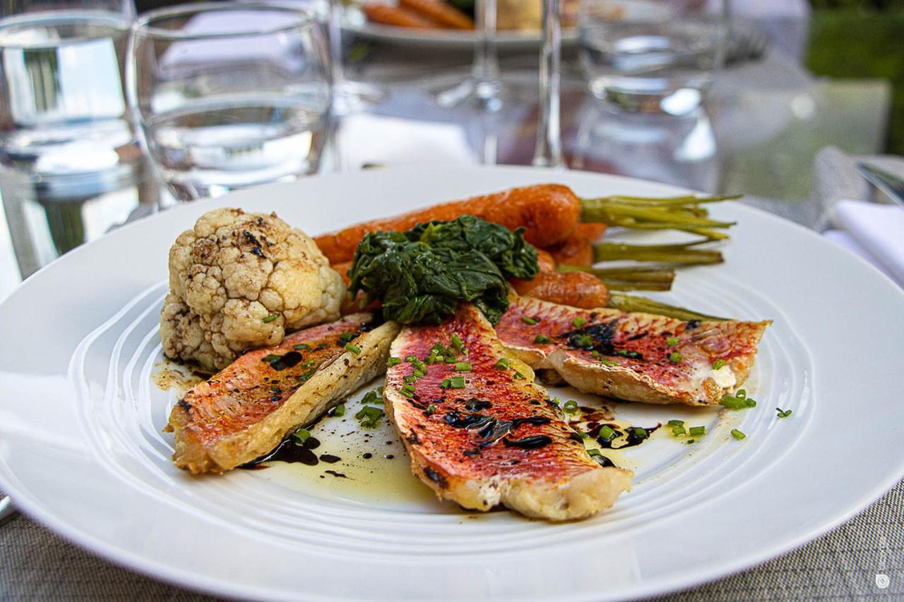 Logis Hotel & Restaurant - Le Relais De Montigny 몽티니 외부 사진